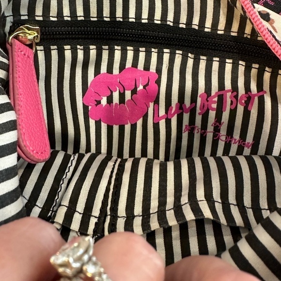 Betsey Johnson Leopard Print Pink Crossbody Bag Purse Handbag - Picture 6 of 8